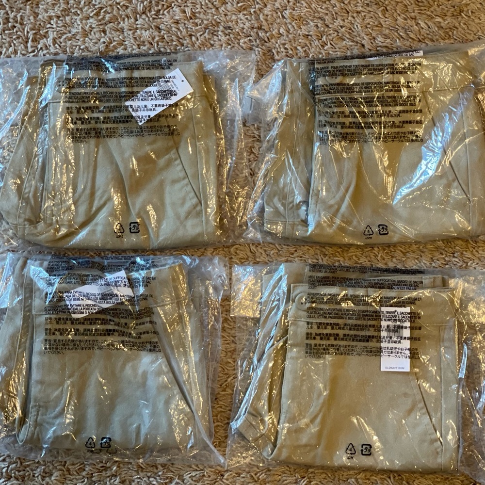 Boys’ Old Navy Uniform Shorts Size 6